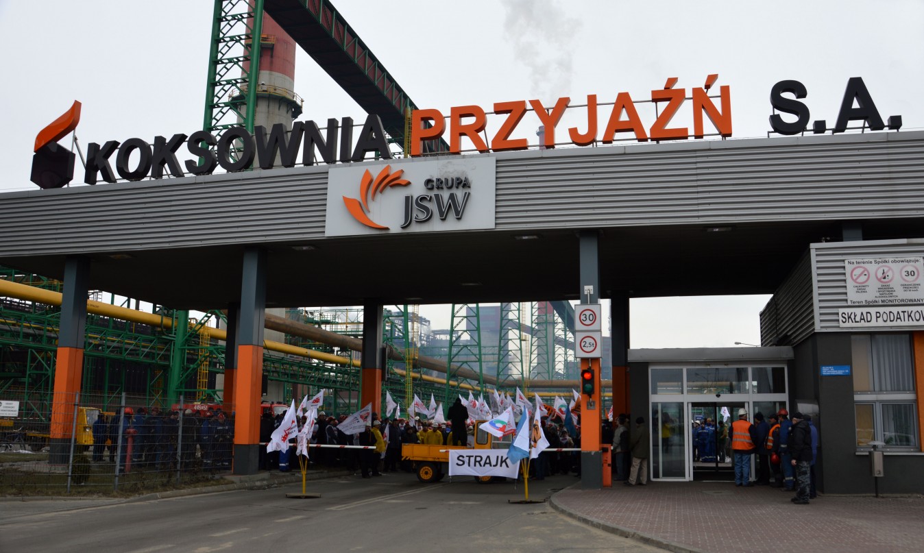 Thumbnail for the post titled: Spór zbiorowy w Koksowni Przyjaźń