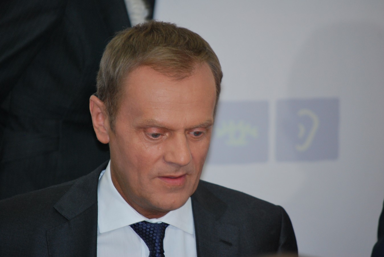 Thumbnail for the post titled: Tusk: Związki zawodowe chcą wojny z państwem polskim